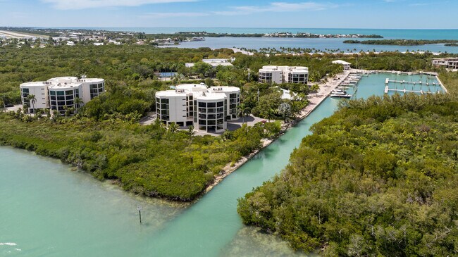 Foto del edificio - 7101 Gulf of Mexico Blvd
