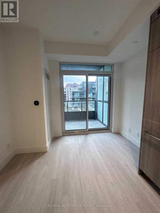 Building Photo - 625-625 Sheppard Ave W