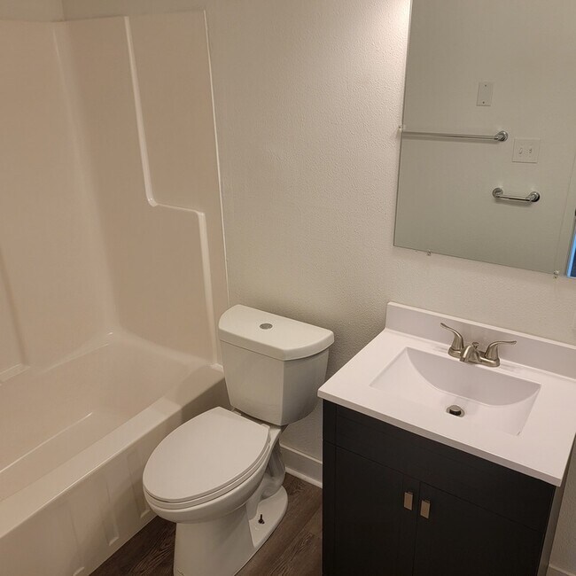 Foto del edificio - 205 SW Linden St