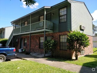 Building Photo - 702 Bonin Rd