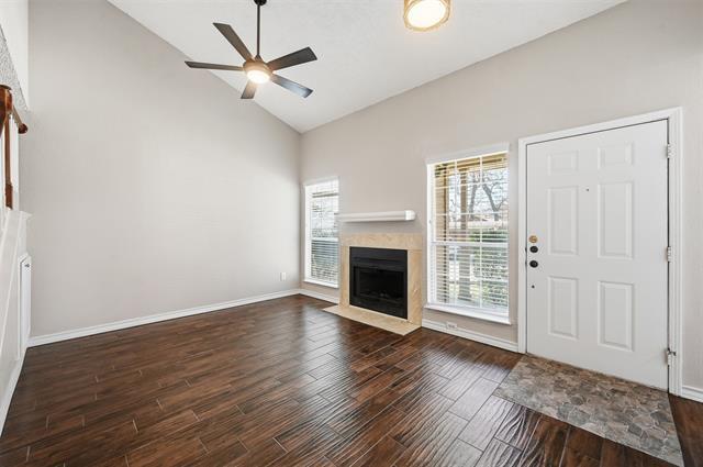 Building Photo - 1471 Meadowood Village Dr