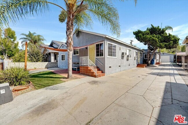 Building Photo - 1522 Hazelwood Ave
