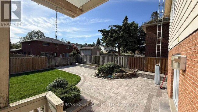 Photo du bâtiment - 63 Hornshill Dr