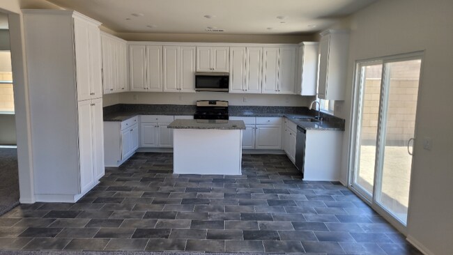 Building Photo - 12978 Echo Vly St