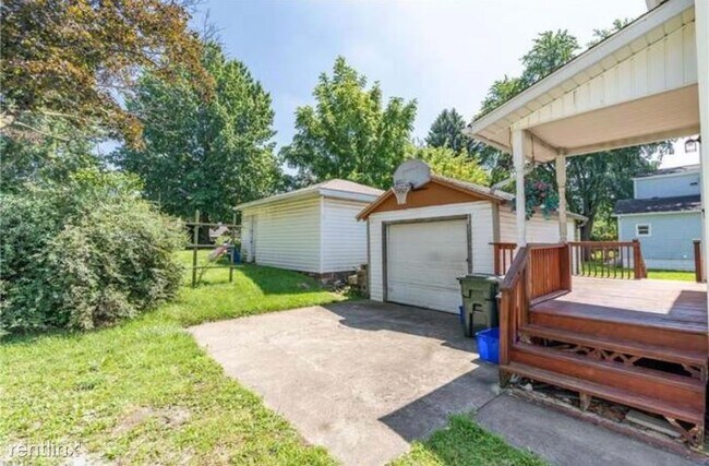 Building Photo - 4 br, 1 bath House - 1008 Dartmouth Ave SW