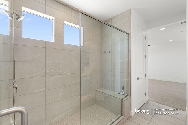 Foto del edificio - 7429 W Bent Tree Dr