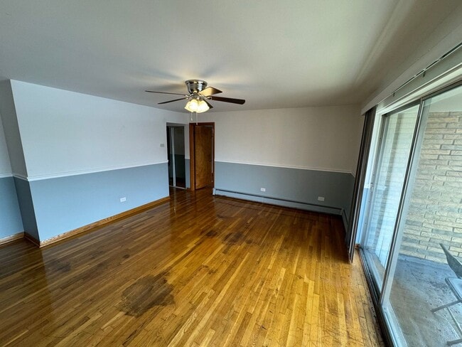 Foto del edificio - 3014 W 59th St