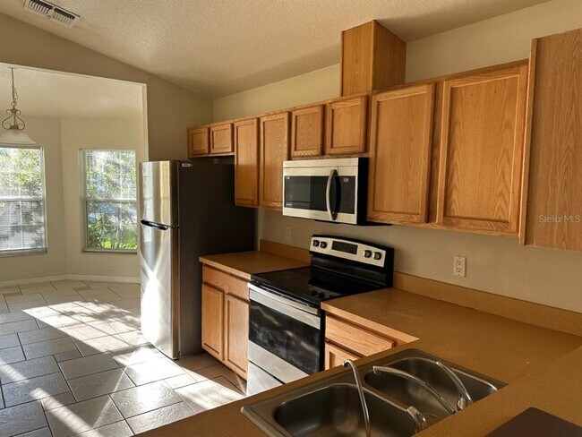 Building Photo - 14307 Sapphire Bay Cir