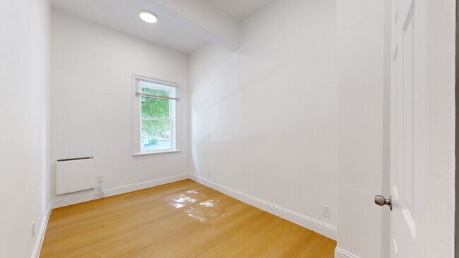 Foto del edificio - 3099 Washington St
