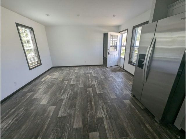 Building Photo - 210 Spruce Ln