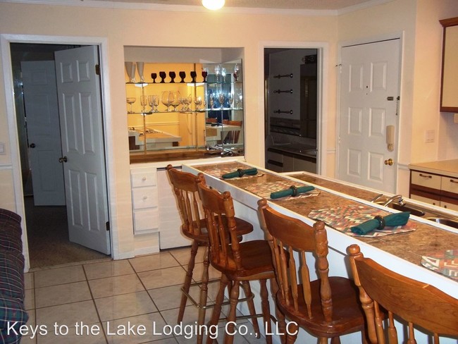 Building Photo - 5136 Osage Beach Pky