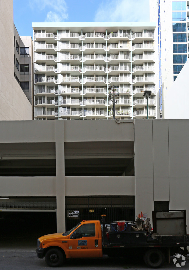 Building Photo - Ala Moana Tower