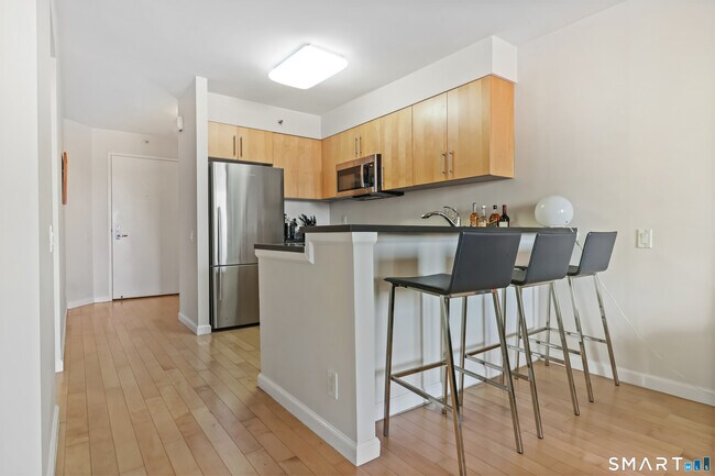 Foto del edificio - 25 Forest St