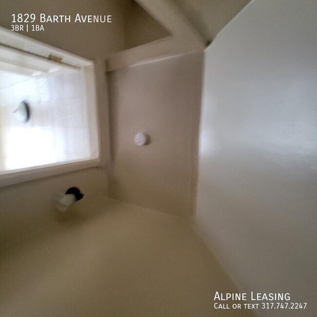 Building Photo - 1829 Barth Ave