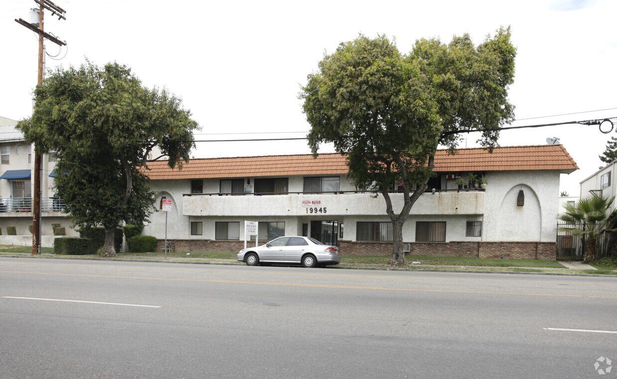 Building Photo - 19945 Roscoe Blvd