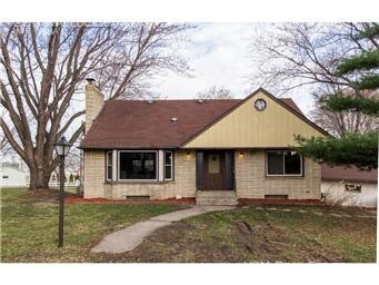 Primary Photo - 239 W Wheelock Pkwy