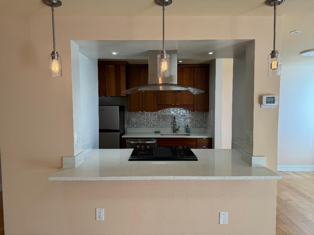 Cozy made for entertaining - 4520 King St