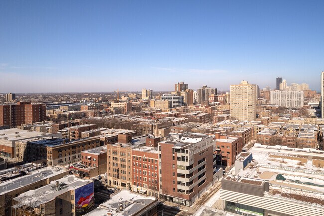 Aerial Photo - 834 W Montrose Ave