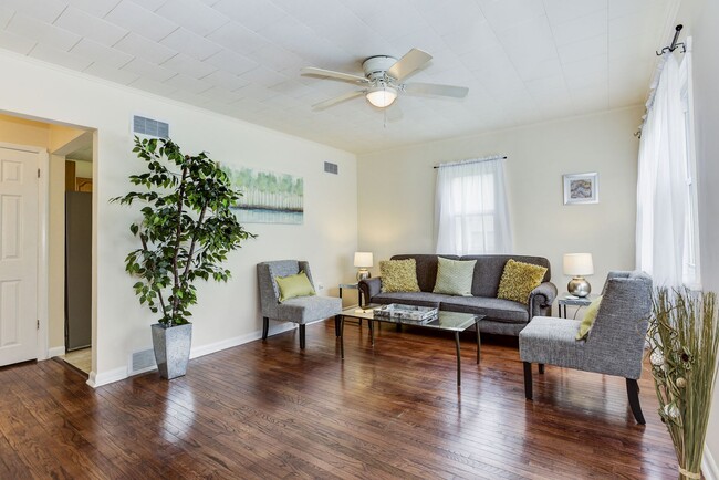 Photo - 1009 Orchard Ave House