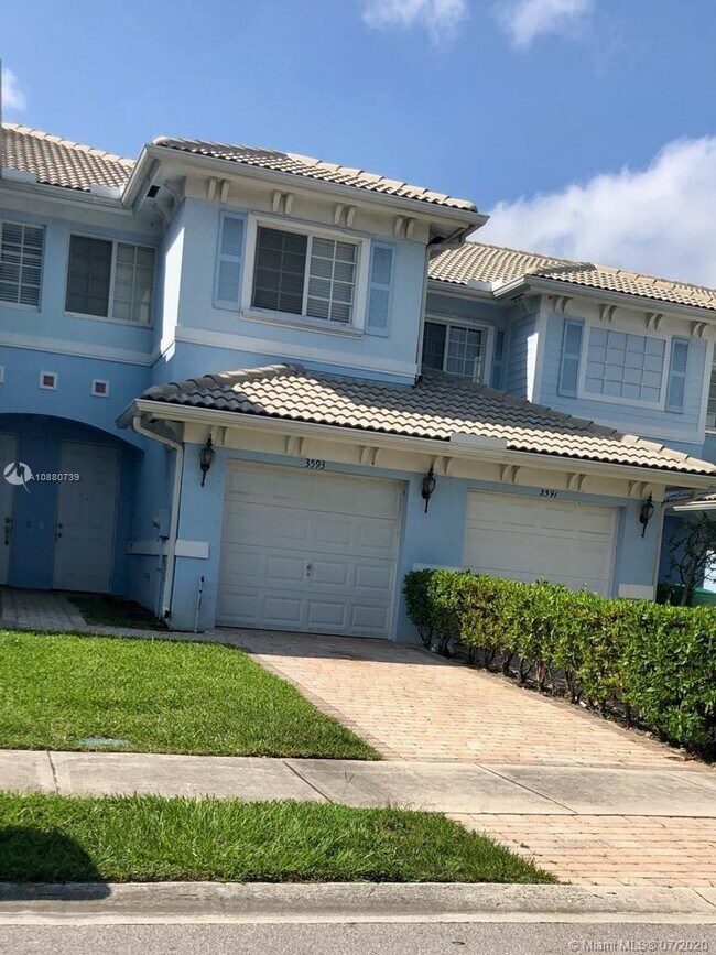 3593 NW 13th St, Lauderhill, FL 33311 Townhouse for Rent in