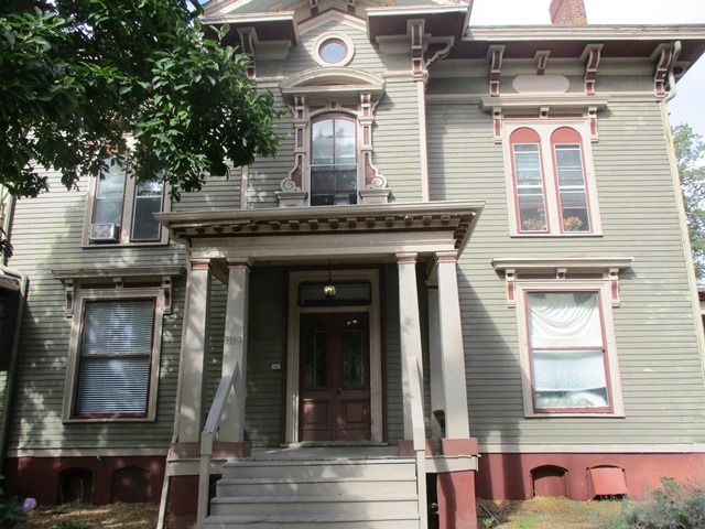 Foto principal - 814 N Prairie St