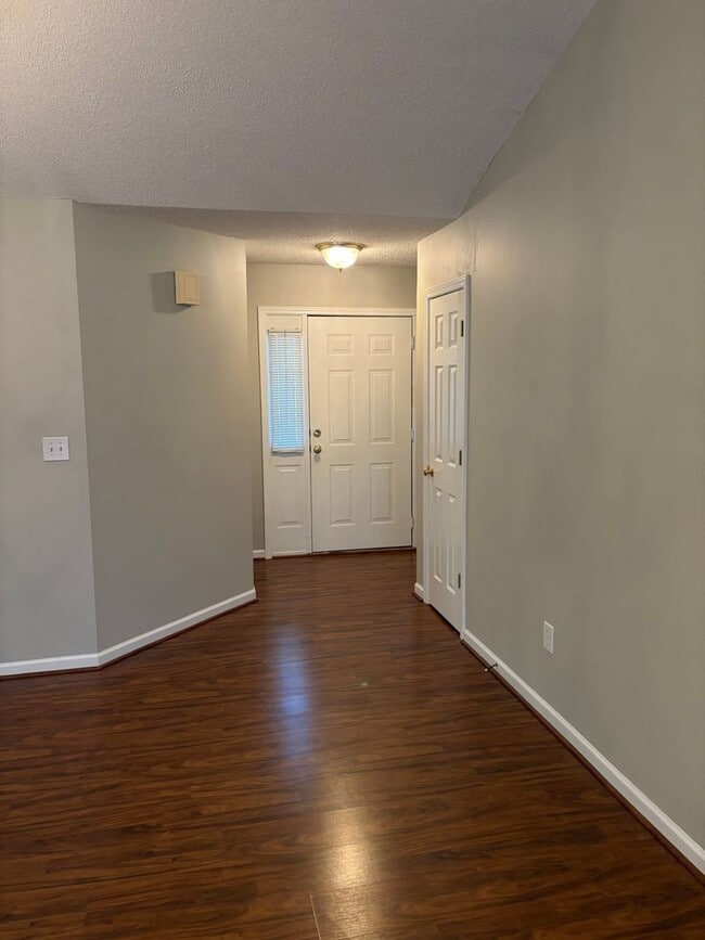 Photo - Charming 3 Bed 2 Bath in a gated community!! House