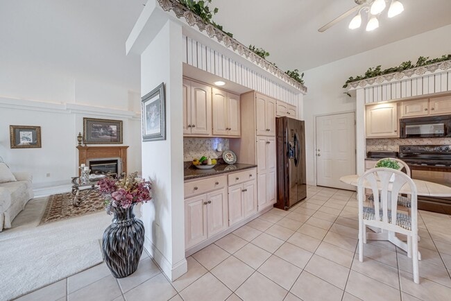 Building Photo - 2923 Rutherford Dr