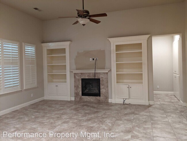 Foto del edificio - 4 br, 2.5 bath House - 3560 Bloomfield Ln