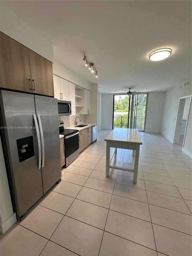 Foto del edificio - 1630 NW 19th St