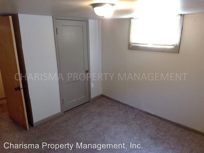 Foto del edificio - 819 W 15th St