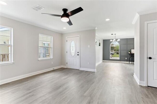 Building Photo - Single Family home in Gentily