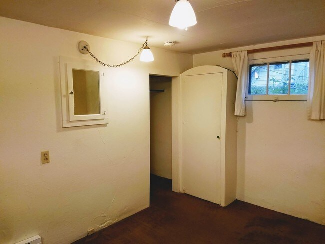 Building Photo - 1 br, 1 bath House - 1458 1/2 Pearl St #3