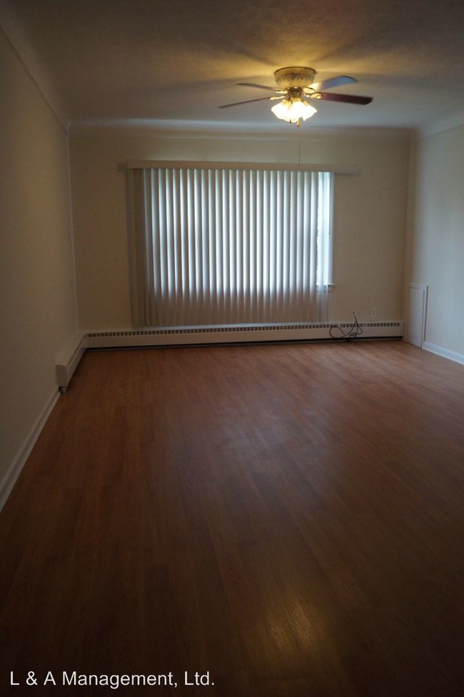 Foto del edificio - 3235 Meadowbrook Blvd