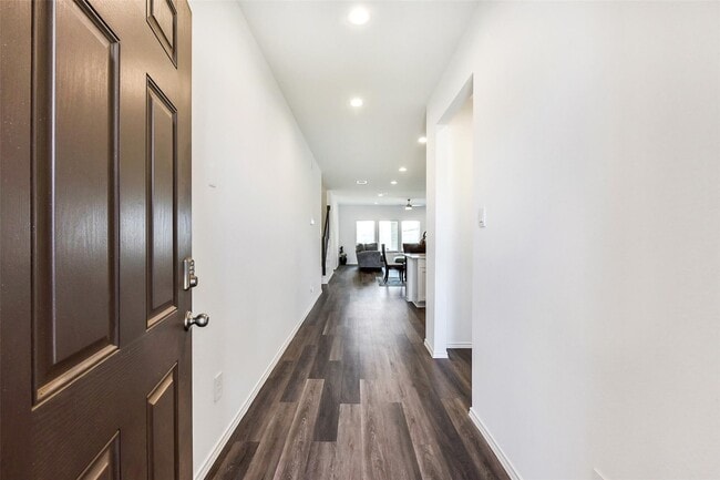 Foto del edificio - 4985 Blue Beetle Rdg Dr