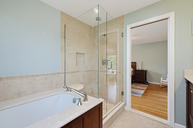 Building Photo - 33 Brimstone Way