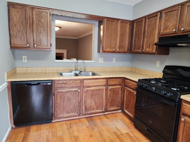 Building Photo - 5598 Stonington Trace Pkwy