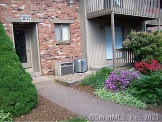 Building Photo - 25 Amato Dr