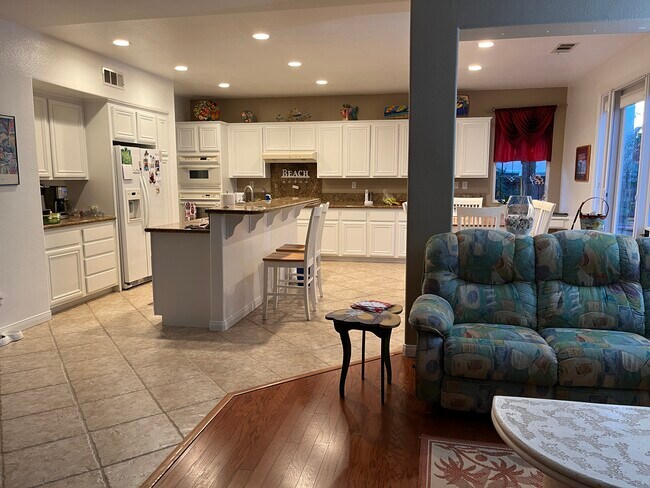 Foto del edificio - 2160 Coast Ave