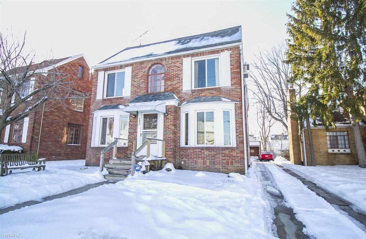 Primary Photo - 3941 Torrance Dr
