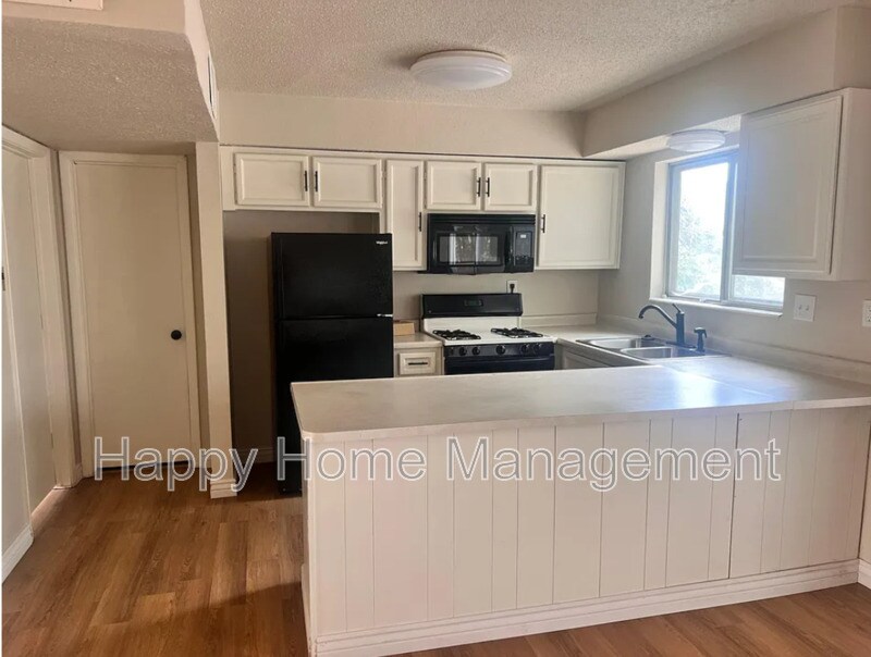 Foto del edificio - 1355 Rio Rancho Dr SE