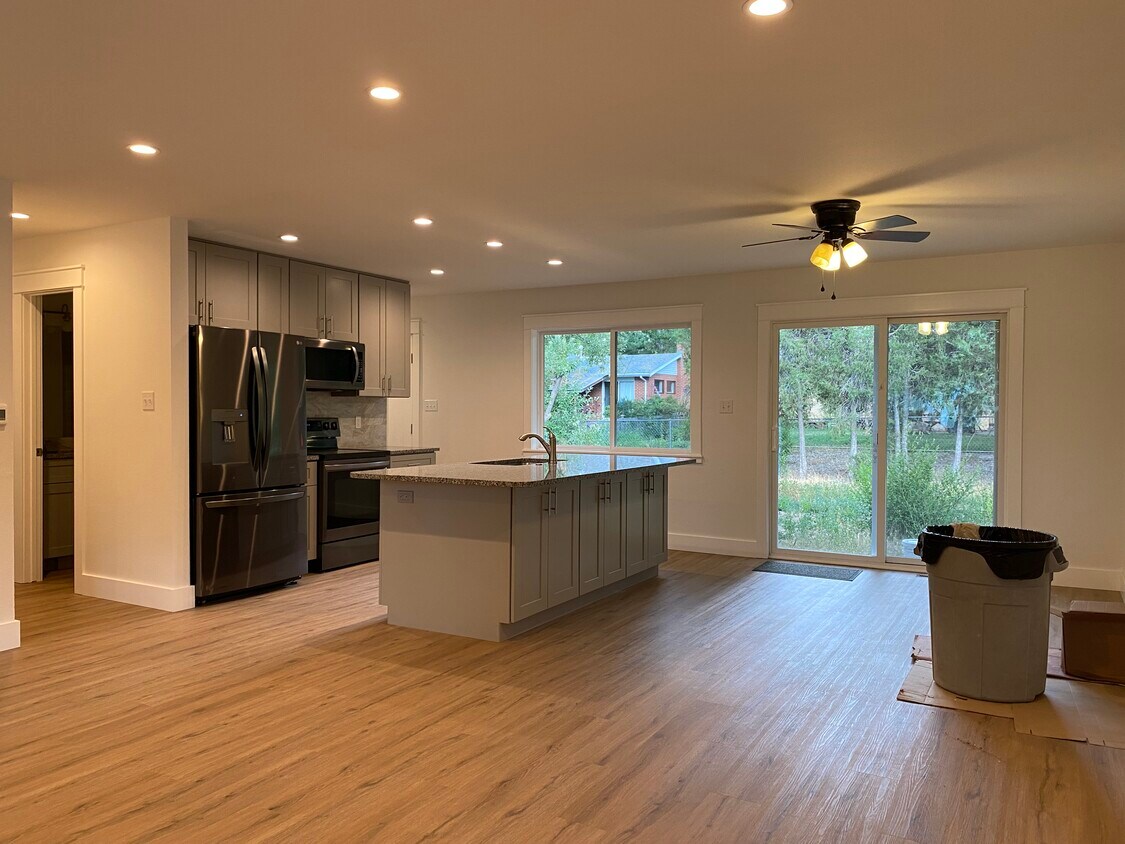 Foto principal - 3686 Chase Ct