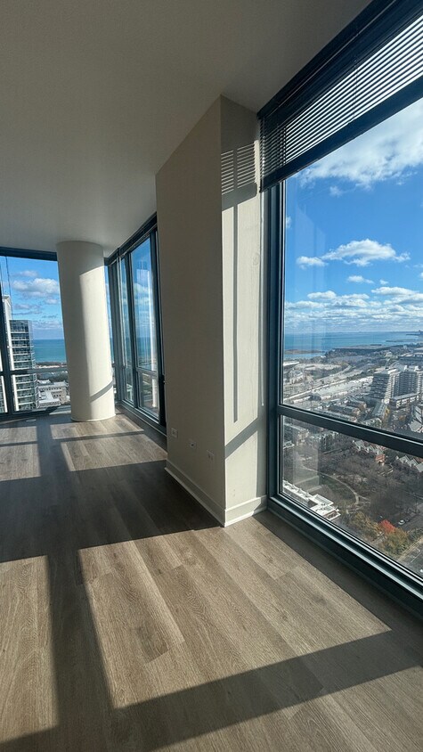 Foto principal - 125 E 13th St