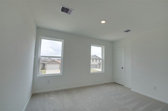 Building Photo - 10915 Tawny Rdg Dr