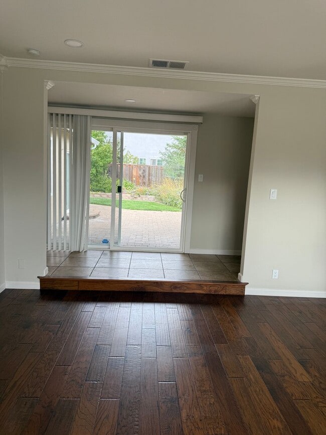 Photo - 1816 Boxwood Dr House