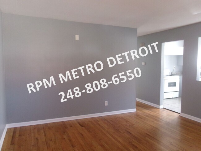 Building Photo - Ready to Move in Warren Home