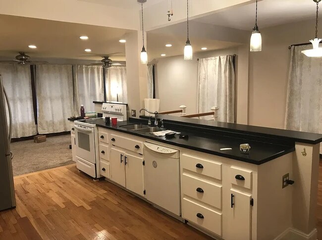 Foto del edificio - 1093 Berne St SE
