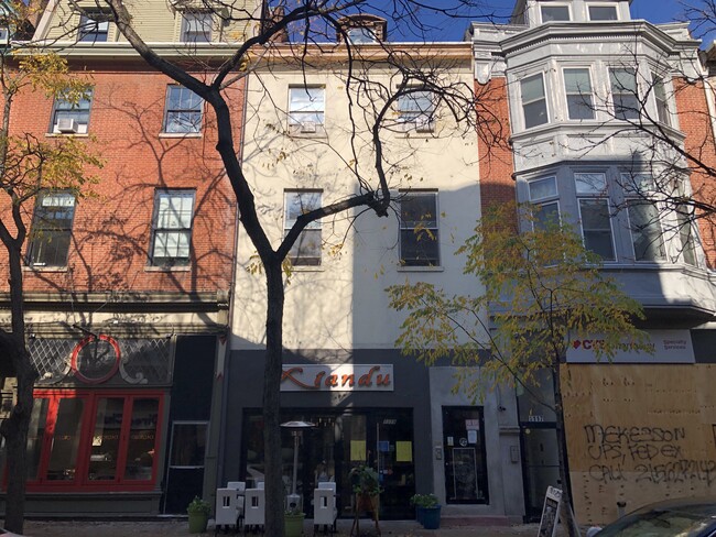 Building Photo - 1119 Walnut St