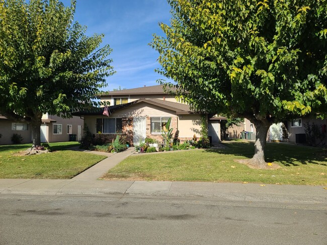 Photo - UPDATED RENTAL IN SACRAMENTO! Apartment