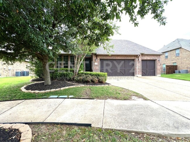 Beautifully Maintained 3/2/3 in Frisco Ready For Immediate Occupancy! - Beautifully Maintained 3/2/3 in Frisco Ready For Immediate Occupancy! House