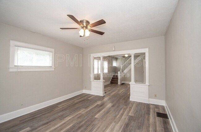 Foto del edificio - 1541 E Ohio St